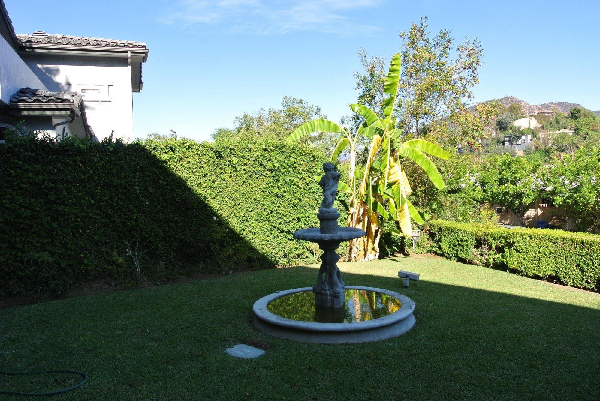 Bed And Breakfast In Hollywood Hills Los Angeles Ngoại thất bức ảnh