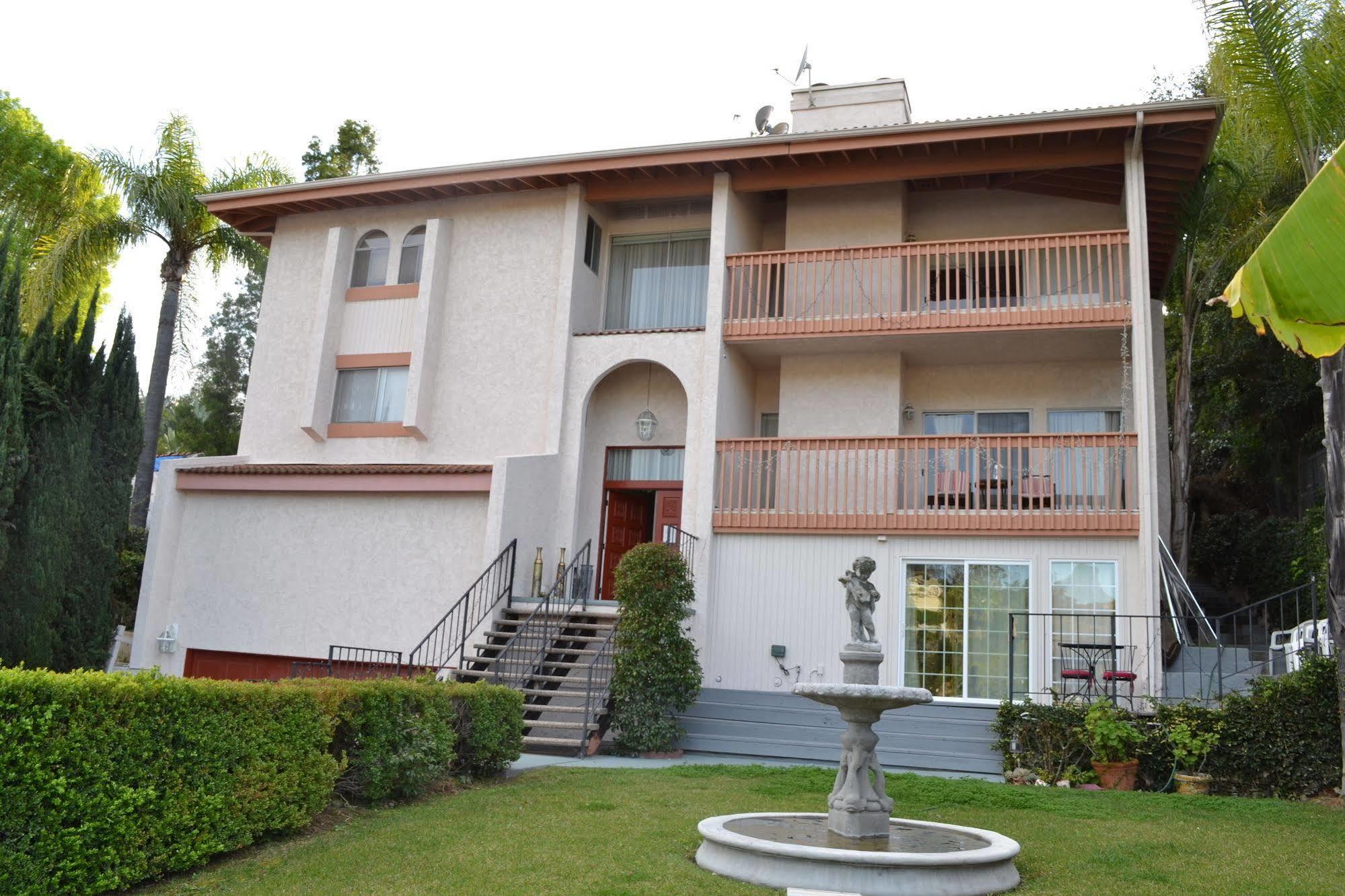 Bed And Breakfast In Hollywood Hills Los Angeles Ngoại thất bức ảnh